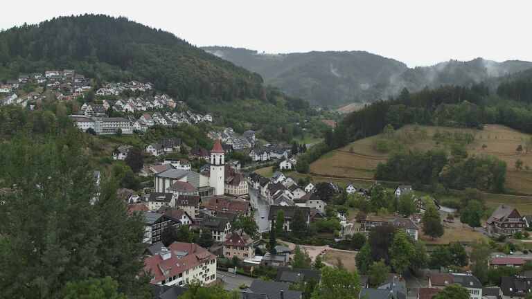 Dieses Bild zeigt eine Webcam-Aufnahme von Ottenhöfen, aufgenommen am Freitag, den 21.08.2026 um 14:40 Uhr