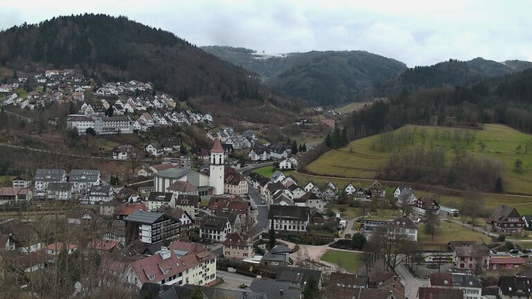 Dieses Bild zeigt eine Webcam-Aufnahme von Ottenhöfen, aufgenommen am Sonntag, den 15.02.2026 um 12:10 Uhr