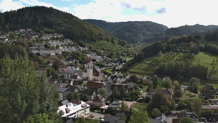 Dieses Bild zeigt eine Webcam-Aufnahme von Ottenhöfen, aufgenommen am Samstag, den 10.10.2026 um 14:40 Uhr