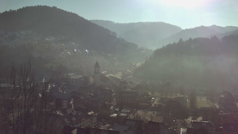 Dieses Bild zeigt eine Webcam-Aufnahme von Ottenhöfen, aufgenommen am Montag, den 29.12.2025 um 12:10 Uhr