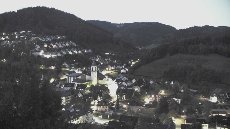 Dieses Bild zeigt eine Webcam-Aufnahme von Ottenhöfen, aufgenommen am Dienstag, den 06.10.2026 um 06:50 Uhr