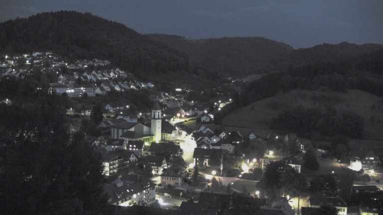 Dieses Bild zeigt eine Webcam-Aufnahme von Ottenhöfen, aufgenommen am Dienstag, den 30.06.2026 um 22:30 Uhr