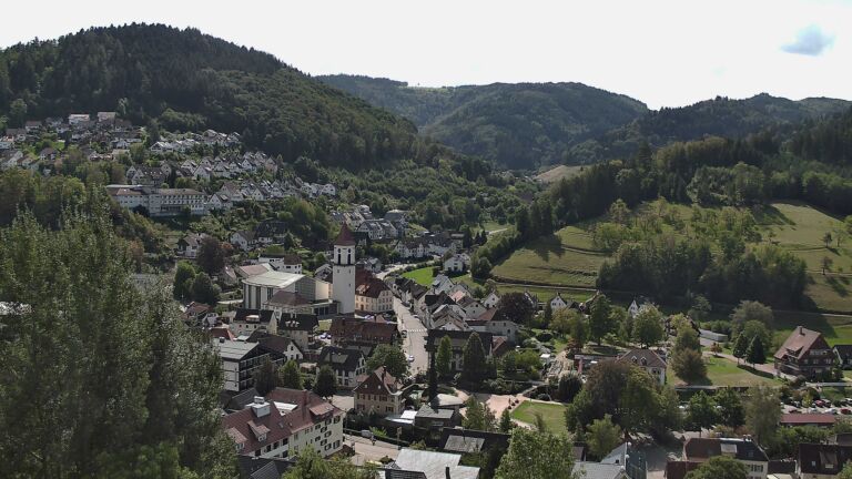 Dieses Bild zeigt eine Webcam-Aufnahme von Ottenhöfen, aufgenommen am Freitag, den 11.09.2026 um 12:20 Uhr