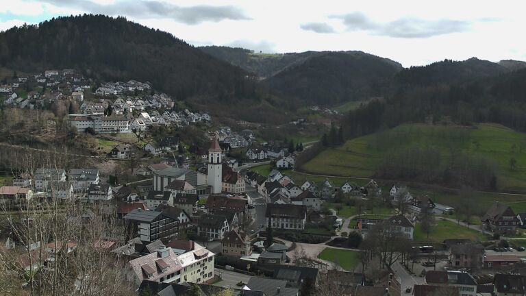 Dieses Bild zeigt eine Webcam-Aufnahme von Ottenhöfen, aufgenommen am Donnerstag, den 12.03.2026 um 13:40 Uhr