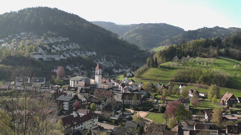 Dieses Bild zeigt eine Webcam-Aufnahme von Ottenhöfen, aufgenommen am Mittwoch, den 15.04.2026 um 09:10 Uhr