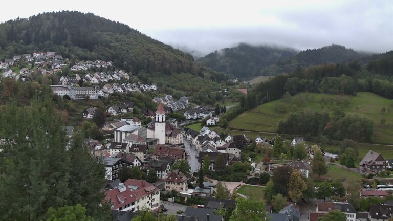 Dieses Bild zeigt eine Webcam-Aufnahme von Ottenhöfen, aufgenommen am Donnerstag, den 08.10.2026 um 08:50 Uhr