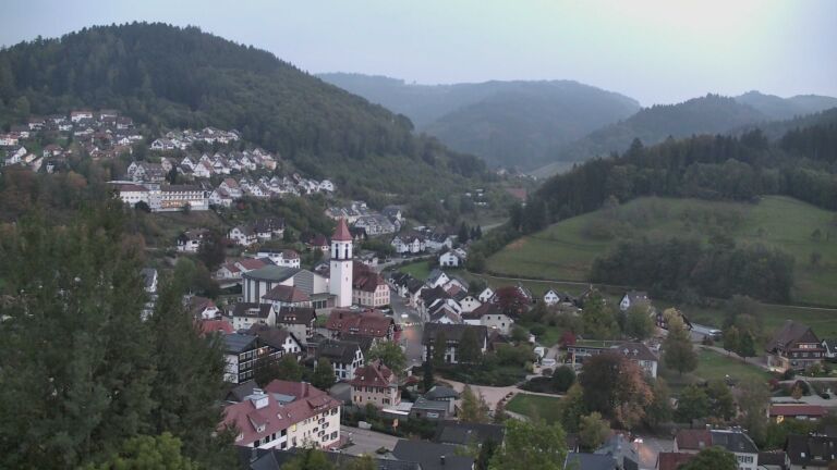 Dieses Bild zeigt eine Webcam-Aufnahme von Ottenhöfen, aufgenommen am Dienstag, den 20.10.2026 um 18:40 Uhr
