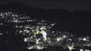 Dieses Bild zeigt eine Webcam-Aufnahme von Ottenhöfen, aufgenommen am Donnerstag, den 15.10.2026 um 21:30 Uhr