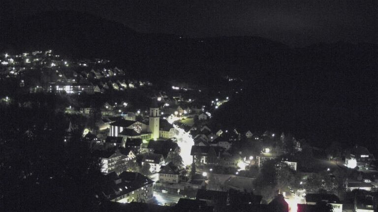 Dieses Bild zeigt eine Webcam-Aufnahme von Ottenhöfen, aufgenommen am Samstag, den 17.10.2026 um 20:50 Uhr