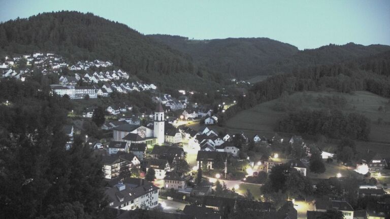 Dieses Bild zeigt eine Webcam-Aufnahme von Ottenhöfen, aufgenommen am Samstag, den 23.05.2026 um 22:00 Uhr