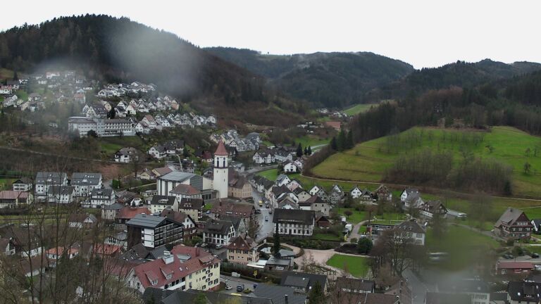 Dieses Bild zeigt eine Webcam-Aufnahme von Ottenhöfen, aufgenommen am Mittwoch, den 25.03.2026 um 13:10 Uhr