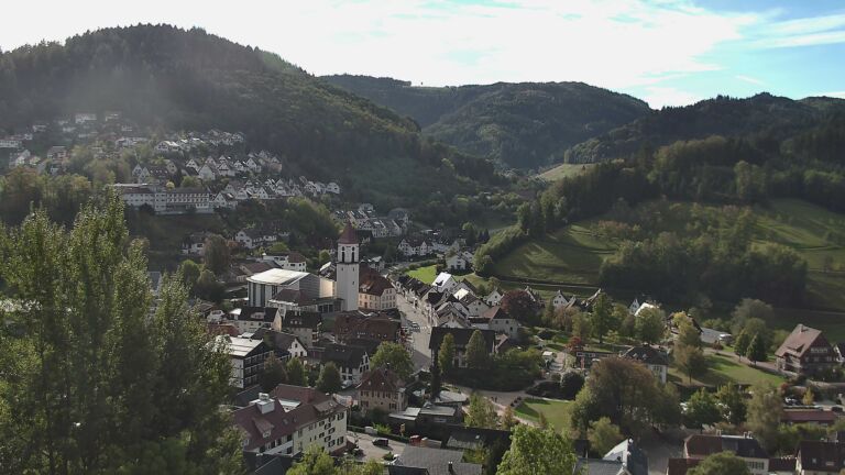 Dieses Bild zeigt eine Webcam-Aufnahme von Ottenhöfen, aufgenommen am Dienstag, den 13.10.2026 um 10:40 Uhr