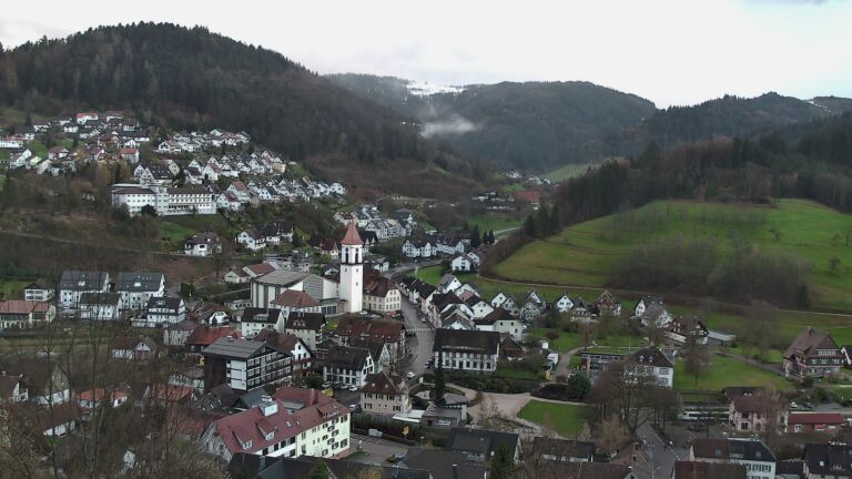 Dieses Bild zeigt eine Webcam-Aufnahme von Ottenhöfen, aufgenommen am Montag, den 30.03.2026 um 19:40 Uhr