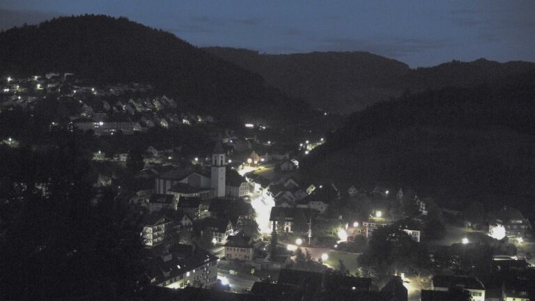 Dieses Bild zeigt eine Webcam-Aufnahme von Ottenhöfen, aufgenommen am Donnerstag, den 21.05.2026 um 04:30 Uhr