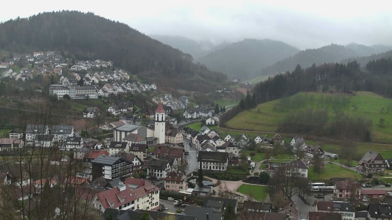 Dieses Bild zeigt eine Webcam-Aufnahme von Ottenhöfen, aufgenommen am Mittwoch, den 25.03.2026 um 12:00 Uhr