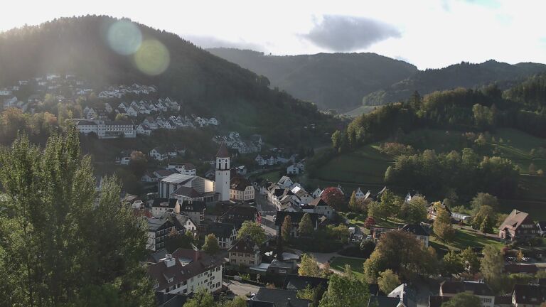 Dieses Bild zeigt eine Webcam-Aufnahme von Ottenhöfen, aufgenommen am Donnerstag, den 22.10.2026 um 10:00 Uhr