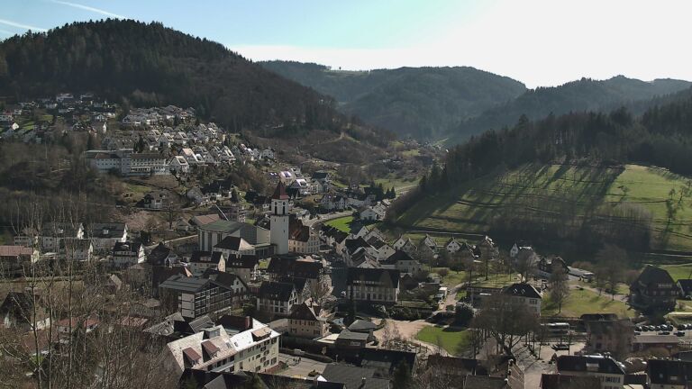 Dieses Bild zeigt eine Webcam-Aufnahme von Ottenhöfen, aufgenommen am Donnerstag, den 26.02.2026 um 13:40 Uhr