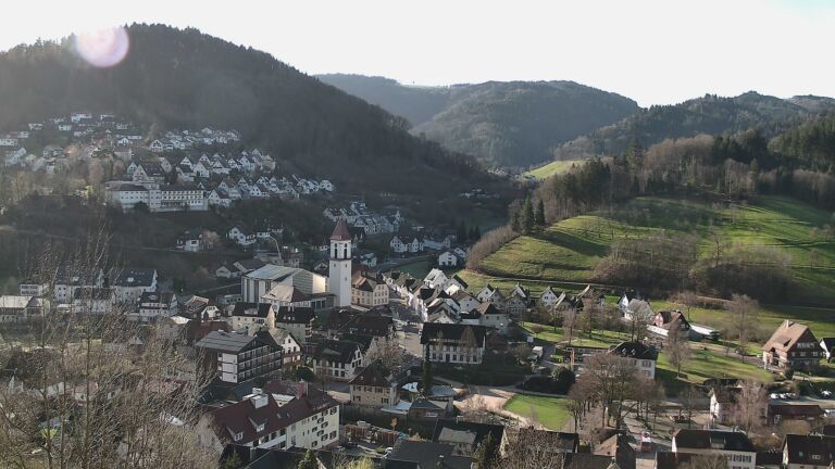 Dieses Bild zeigt eine Webcam-Aufnahme von Ottenhöfen, aufgenommen am Freitag, den 13.03.2026 um 08:50 Uhr