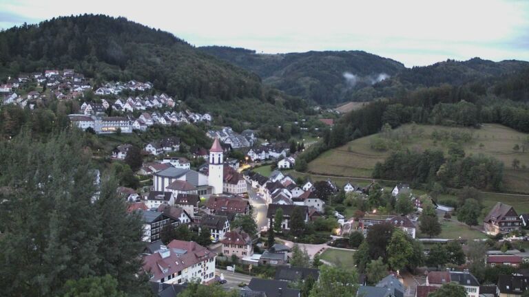 Dieses Bild zeigt eine Webcam-Aufnahme von Ottenhöfen, aufgenommen am Samstag, den 05.09.2026 um 06:30 Uhr