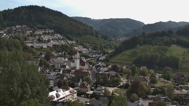 Dieses Bild zeigt eine Webcam-Aufnahme von Ottenhöfen, aufgenommen am Montag, den 28.09.2026 um 14:40 Uhr
