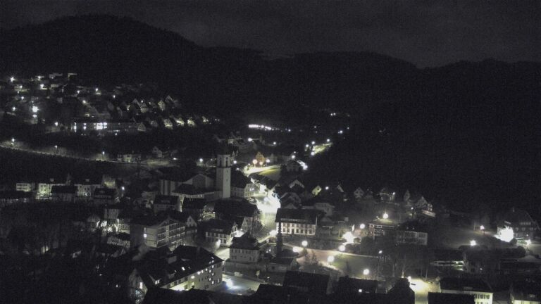 Dieses Bild zeigt eine Webcam-Aufnahme von Ottenhöfen, aufgenommen am Freitag, den 27.03.2026 um 01:00 Uhr