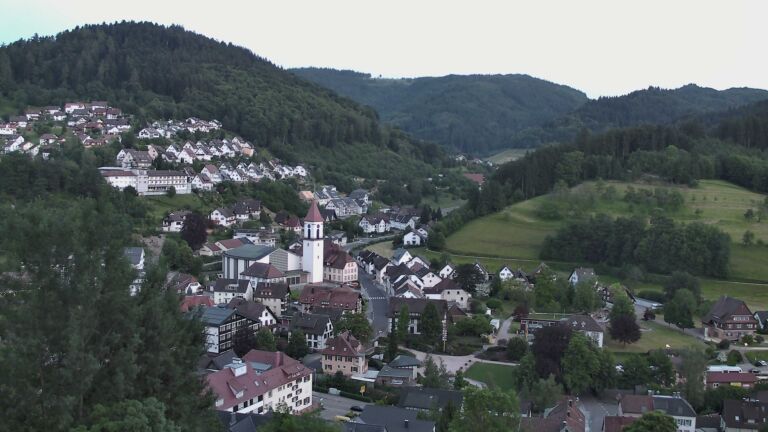 Dieses Bild zeigt eine Webcam-Aufnahme von Ottenhöfen, aufgenommen am Samstag, den 30.05.2026 um 21:30 Uhr