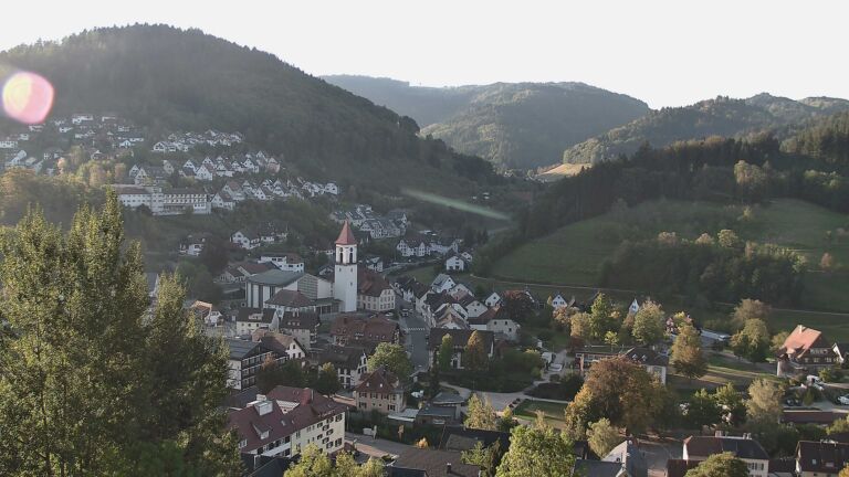 Dieses Bild zeigt eine Webcam-Aufnahme von Ottenhöfen, aufgenommen am Mittwoch, den 30.09.2026 um 08:40 Uhr