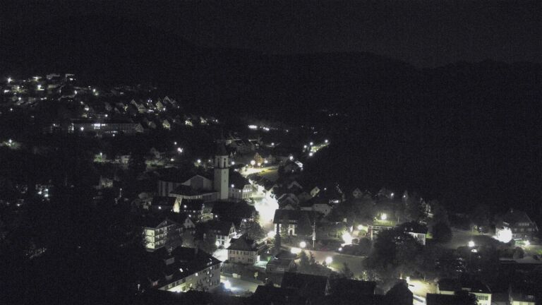 Dieses Bild zeigt eine Webcam-Aufnahme von Ottenhöfen, aufgenommen am Samstag, den 16.05.2026 um 23:30 Uhr