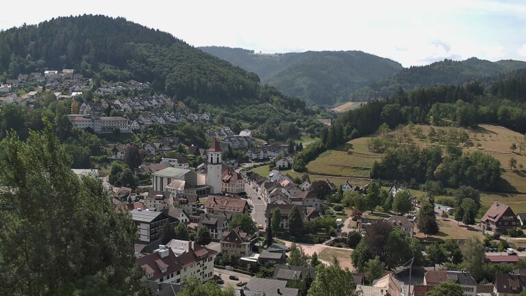 Dieses Bild zeigt eine Webcam-Aufnahme von Ottenhöfen, aufgenommen am Donnerstag, den 16.07.2026 um 11:20 Uhr