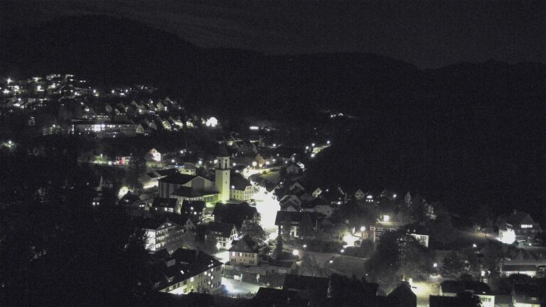 Dieses Bild zeigt eine Webcam-Aufnahme von Ottenhöfen, aufgenommen am Dienstag, den 06.10.2026 um 21:00 Uhr