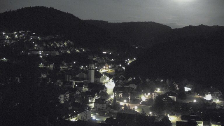 Dieses Bild zeigt eine Webcam-Aufnahme von Ottenhöfen, aufgenommen am Sonntag, den 31.05.2026 um 01:00 Uhr