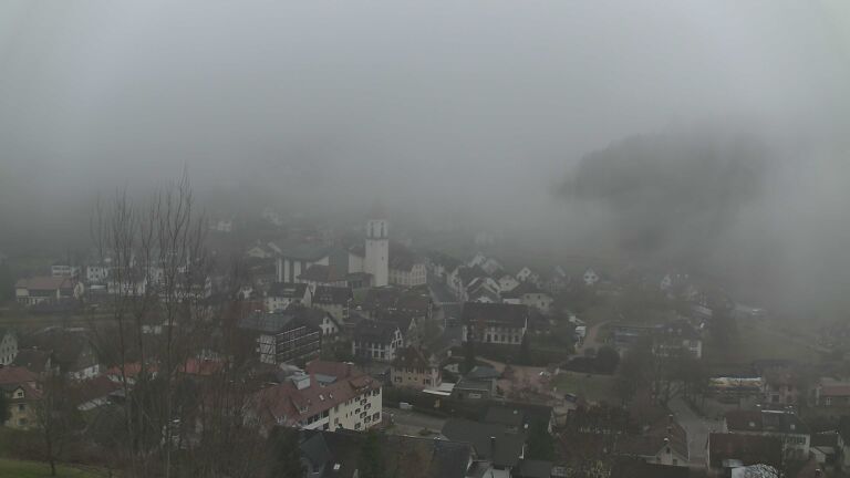 Dieses Bild zeigt eine Webcam-Aufnahme von Ottenhöfen, aufgenommen am Dienstag, den 16.12.2025 um 15:20 Uhr