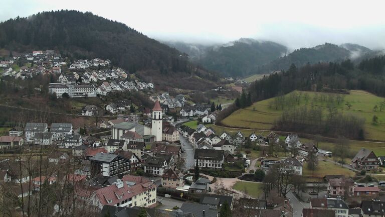 Dieses Bild zeigt eine Webcam-Aufnahme von Ottenhöfen, aufgenommen am Donnerstag, den 29.01.2026 um 14:20 Uhr