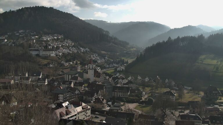 Dieses Bild zeigt eine Webcam-Aufnahme von Ottenhöfen, aufgenommen am Samstag, den 31.01.2026 um 14:00 Uhr