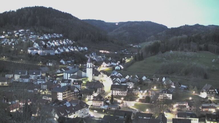 Dieses Bild zeigt eine Webcam-Aufnahme von Ottenhöfen, aufgenommen am Donnerstag, den 09.04.2026 um 06:10 Uhr