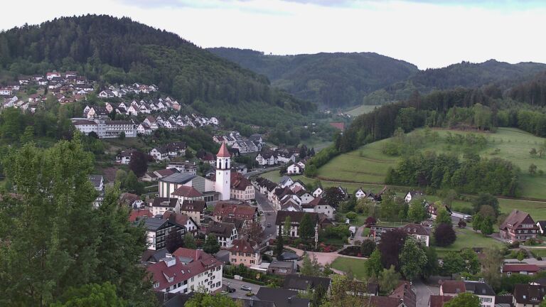 Dieses Bild zeigt eine Webcam-Aufnahme von Ottenhöfen, aufgenommen am Freitag, den 08.05.2026 um 06:40 Uhr