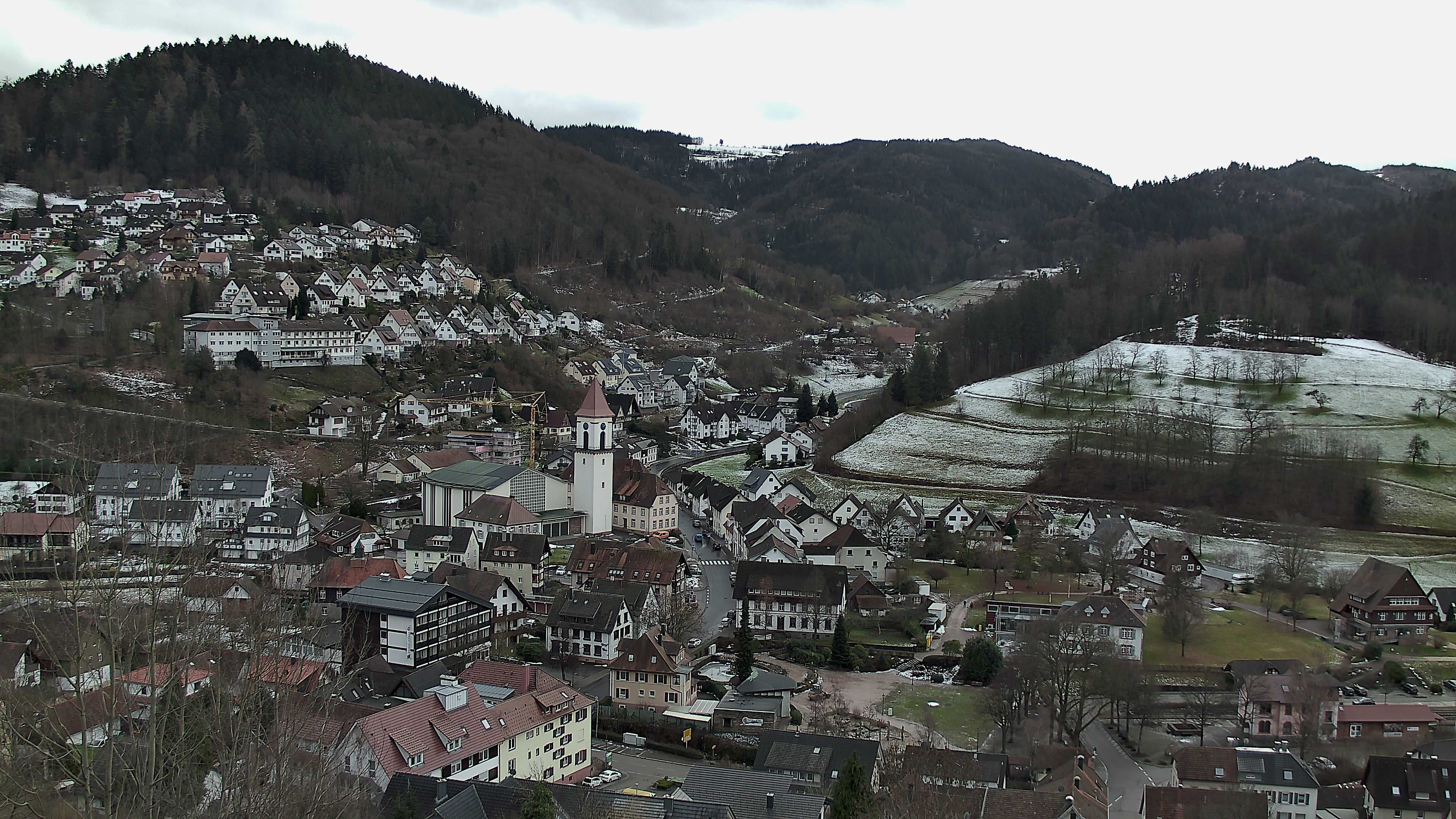 Dieses Bild zeigt eine Webcam-Aufnahme von Ottenhöfen, aufgenommen am Freitag, den 09.01.2026 um 11:10 Uhr