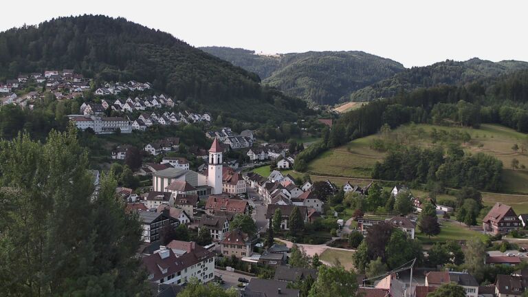 Dieses Bild zeigt eine Webcam-Aufnahme von Ottenhöfen, aufgenommen am Mittwoch, den 08.07.2026 um 08:50 Uhr