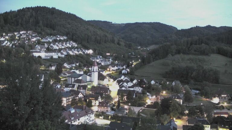Dieses Bild zeigt eine Webcam-Aufnahme von Ottenhöfen, aufgenommen am Donnerstag, den 17.09.2026 um 20:10 Uhr