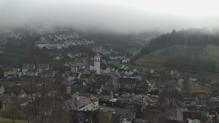 Dieses Bild zeigt eine Webcam-Aufnahme von Ottenhöfen, aufgenommen am Samstag, den 13.12.2025 um 12:30 Uhr