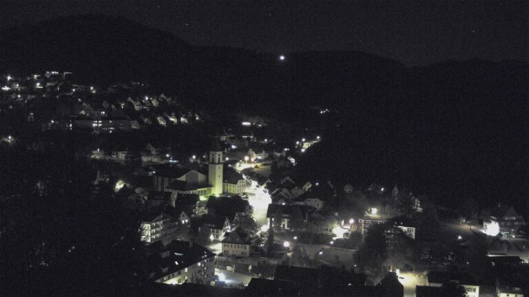 Dieses Bild zeigt eine Webcam-Aufnahme von Ottenhöfen, aufgenommen am Dienstag, den 06.10.2026 um 05:30 Uhr