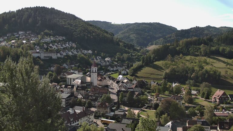 Dieses Bild zeigt eine Webcam-Aufnahme von Ottenhöfen, aufgenommen am Freitag, den 11.09.2026 um 10:30 Uhr