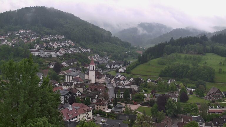 Dieses Bild zeigt eine Webcam-Aufnahme von Ottenhöfen, aufgenommen am Donnerstag, den 07.05.2026 um 08:40 Uhr