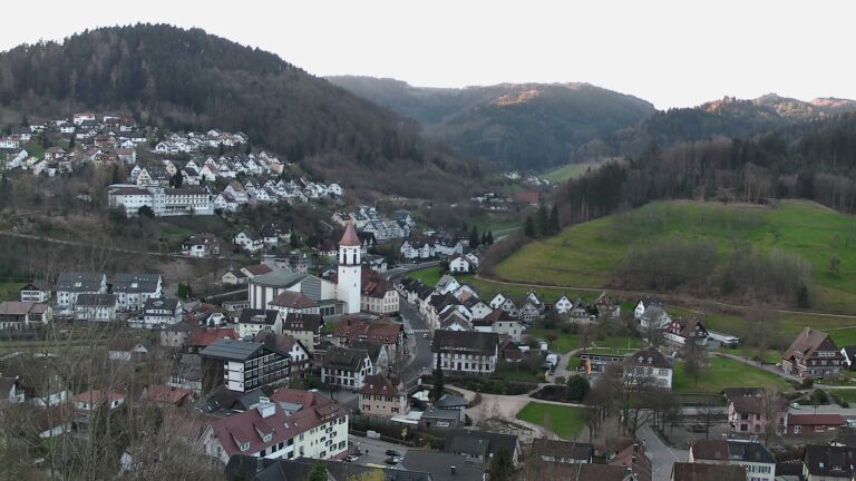 Dieses Bild zeigt eine Webcam-Aufnahme von Ottenhöfen, aufgenommen am Mittwoch, den 18.03.2026 um 07:10 Uhr