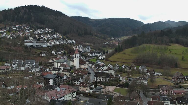 Dieses Bild zeigt eine Webcam-Aufnahme von Ottenhöfen, aufgenommen am Freitag, den 06.02.2026 um 16:10 Uhr