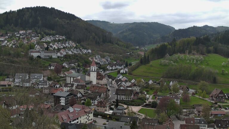 Dieses Bild zeigt eine Webcam-Aufnahme von Ottenhöfen, aufgenommen am Mittwoch, den 15.04.2026 um 11:40 Uhr