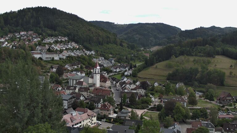 Dieses Bild zeigt eine Webcam-Aufnahme von Ottenhöfen, aufgenommen am Donnerstag, den 03.09.2026 um 15:10 Uhr