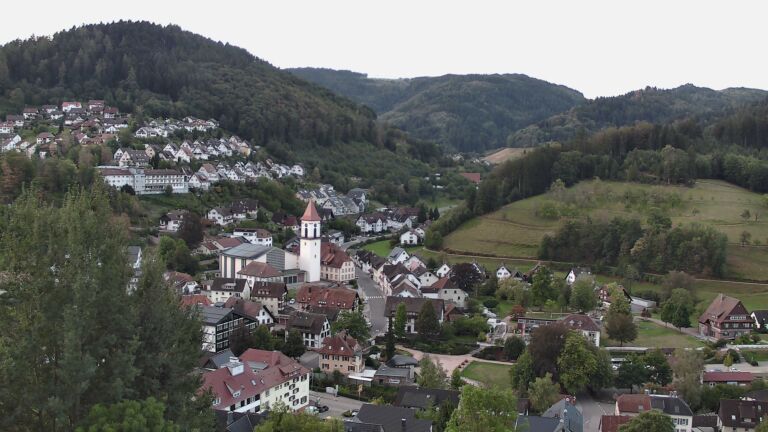 Dieses Bild zeigt eine Webcam-Aufnahme von Ottenhöfen, aufgenommen am Freitag, den 11.09.2026 um 07:10 Uhr