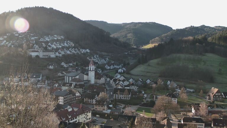 Dieses Bild zeigt eine Webcam-Aufnahme von Ottenhöfen, aufgenommen am Montag, den 02.03.2026 um 08:30 Uhr