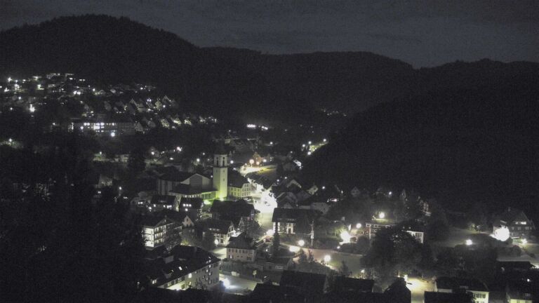 Dieses Bild zeigt eine Webcam-Aufnahme von Ottenhöfen, aufgenommen am Donnerstag, den 07.05.2026 um 22:00 Uhr